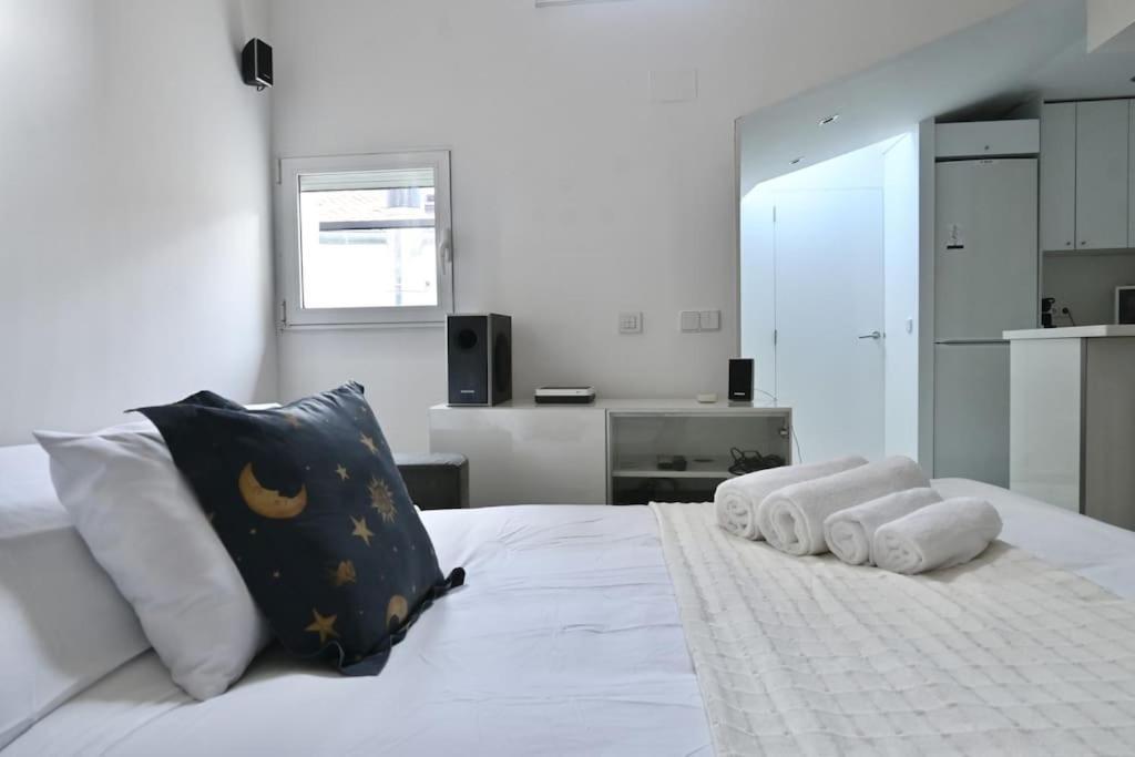 For You Rentals Apartamento Temporal Con Encanto A Pocos Metros Del Sol Myr13 Madrid Kültér fotó